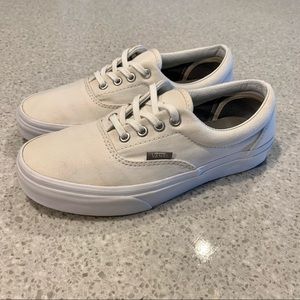 Vans Era Low-Top White size W 7.0 / M 5.5